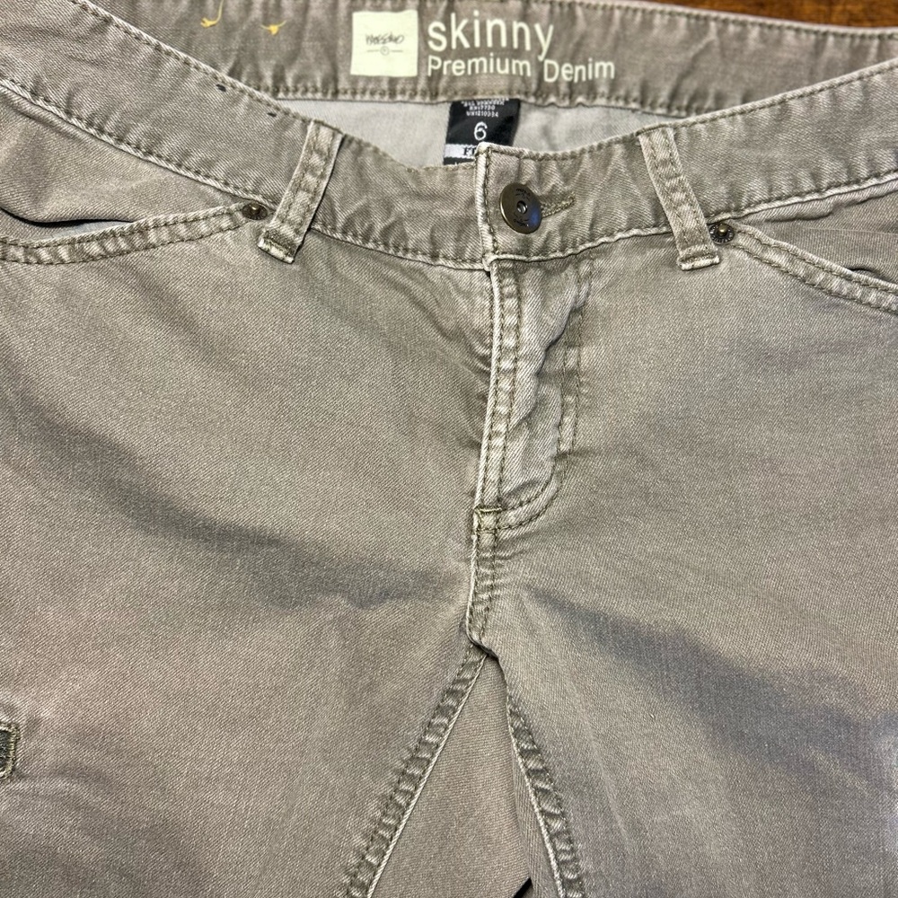 Army Green Cargo Skinny Pants - Picture 2 of 6